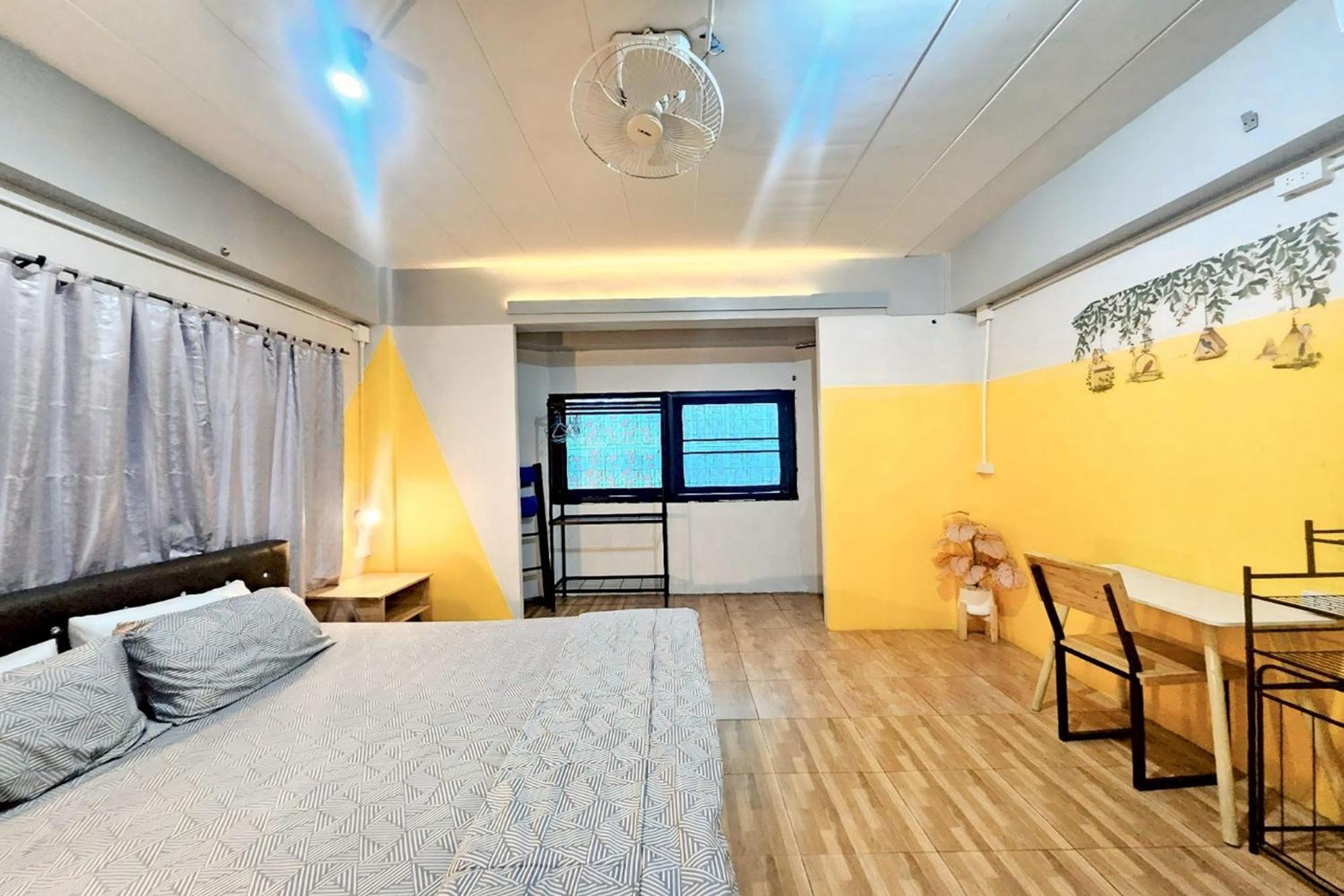 Me U Hostel