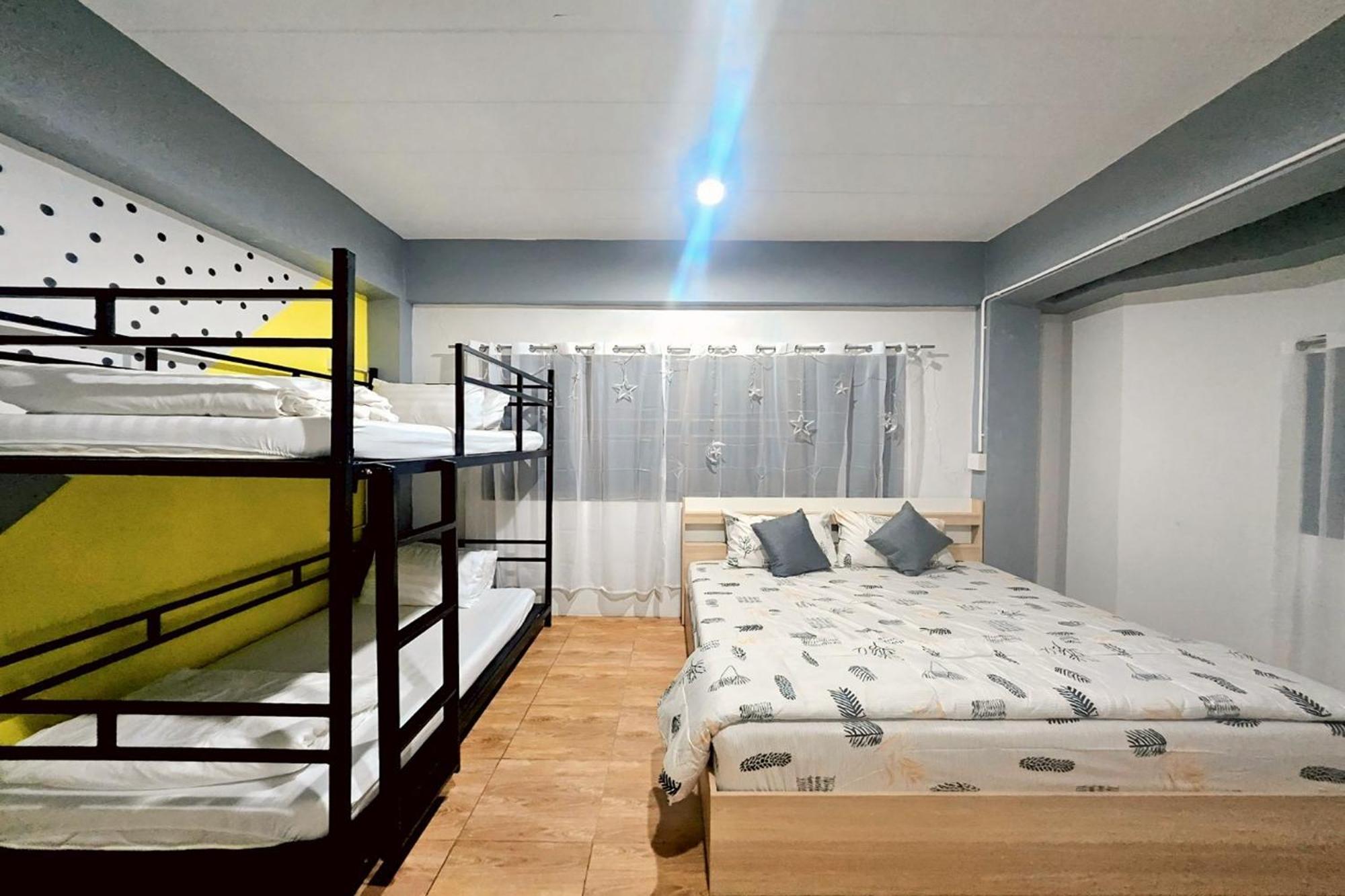 Hostel Me U